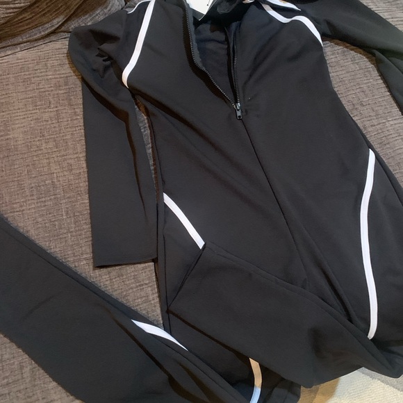 Black one piece romper outfit - Picture 8 of 10